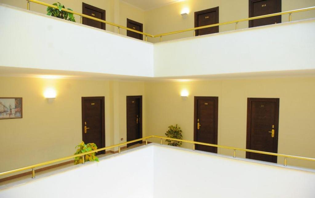 Hotel Leonardo Shkallnur Exterior photo